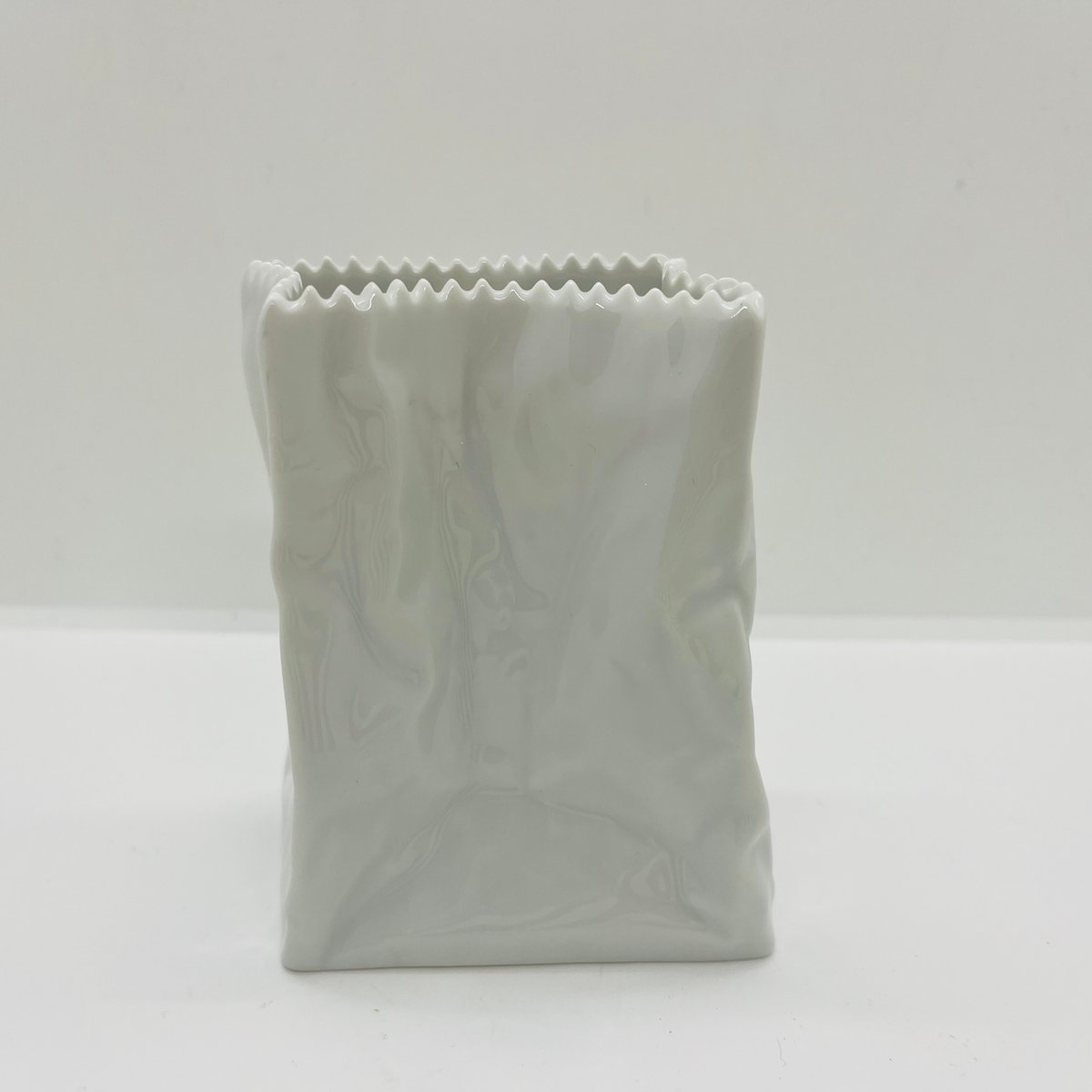 使い勝手抜群の中サイズ】ローゼンタール スタジオライン ブラウン紙袋