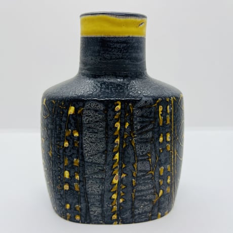 《Royal Copenhagen》  Baca イエロー×ブラック　フラワーベース　【Nils Thorsson】