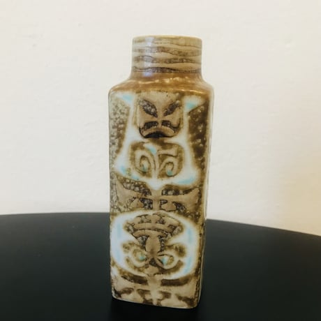 《Royal Copenhagen》  Baca シリーズ　小さな花瓶