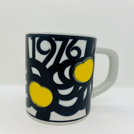 《Royal Copenhagen》  イヤーマグ　Lサイズ　1976年