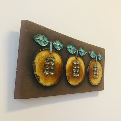 《Knabstrup》 黄色い３つのりんご陶板
