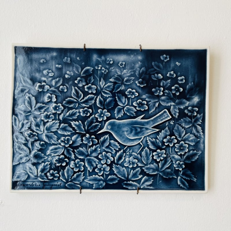 ドイツ ヴィンテージ 陶板 青チューリップ Gunvor Olin-Gronqvist】青い鳥の陶板《Arabia 》 | sugallery