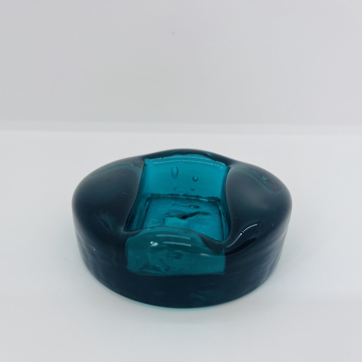 Erik Hoglund / エリックホグラン】アッシュトレイ 牛