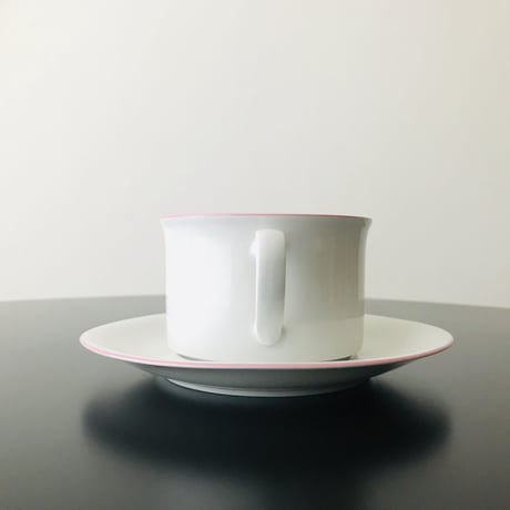 【Signe Persson-Melin/シグネペーションメリン】ティーカップ＆ソーサー　A LA CARTE 　ピンク《Rorstrand》