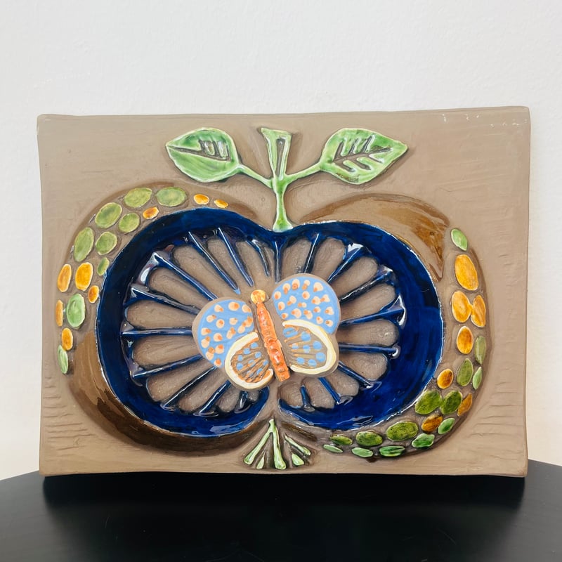 Jie Gantofta》リンゴと蝶 立体【Annika Khilman】 | sugallery