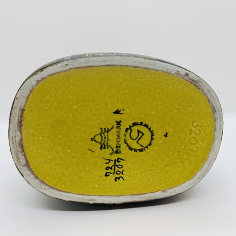 《Royal Copenhagen》  Baca イエロー×ブラック　フラワーベース　【Nils Thorsson】