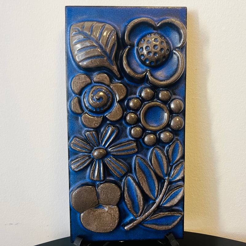 Berit Ternell】Fleur ブルーの陶板《Upsala Ekeby》 | sug