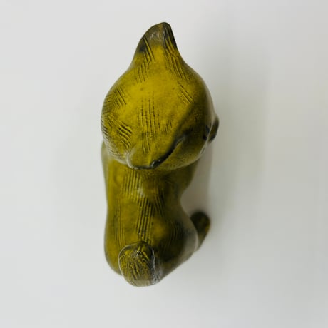 【Dorothy Clough】黄色い伸びネコ 《Upsala Ekeby》