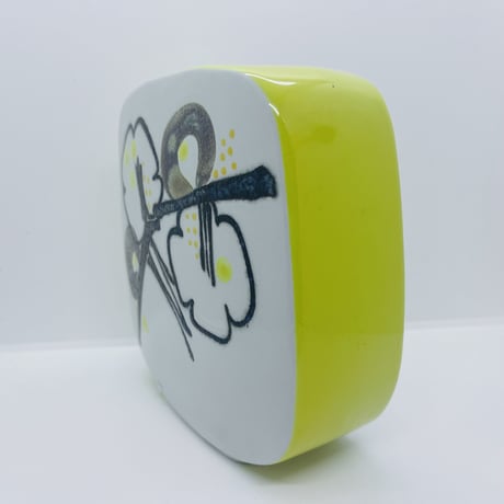 《Royal Copenhagen》 Baca　黄色のフラワーベース 672/3689　【Ellen Malmer】