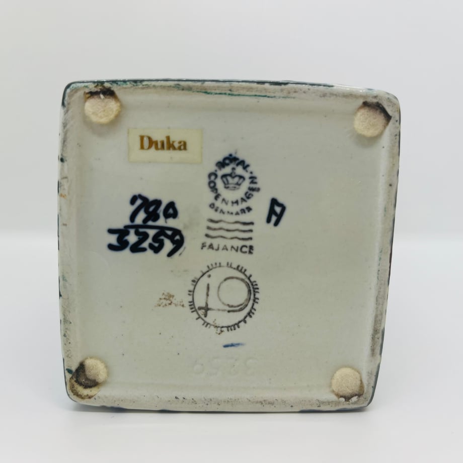 66bd3487ab0a120d1570cdda