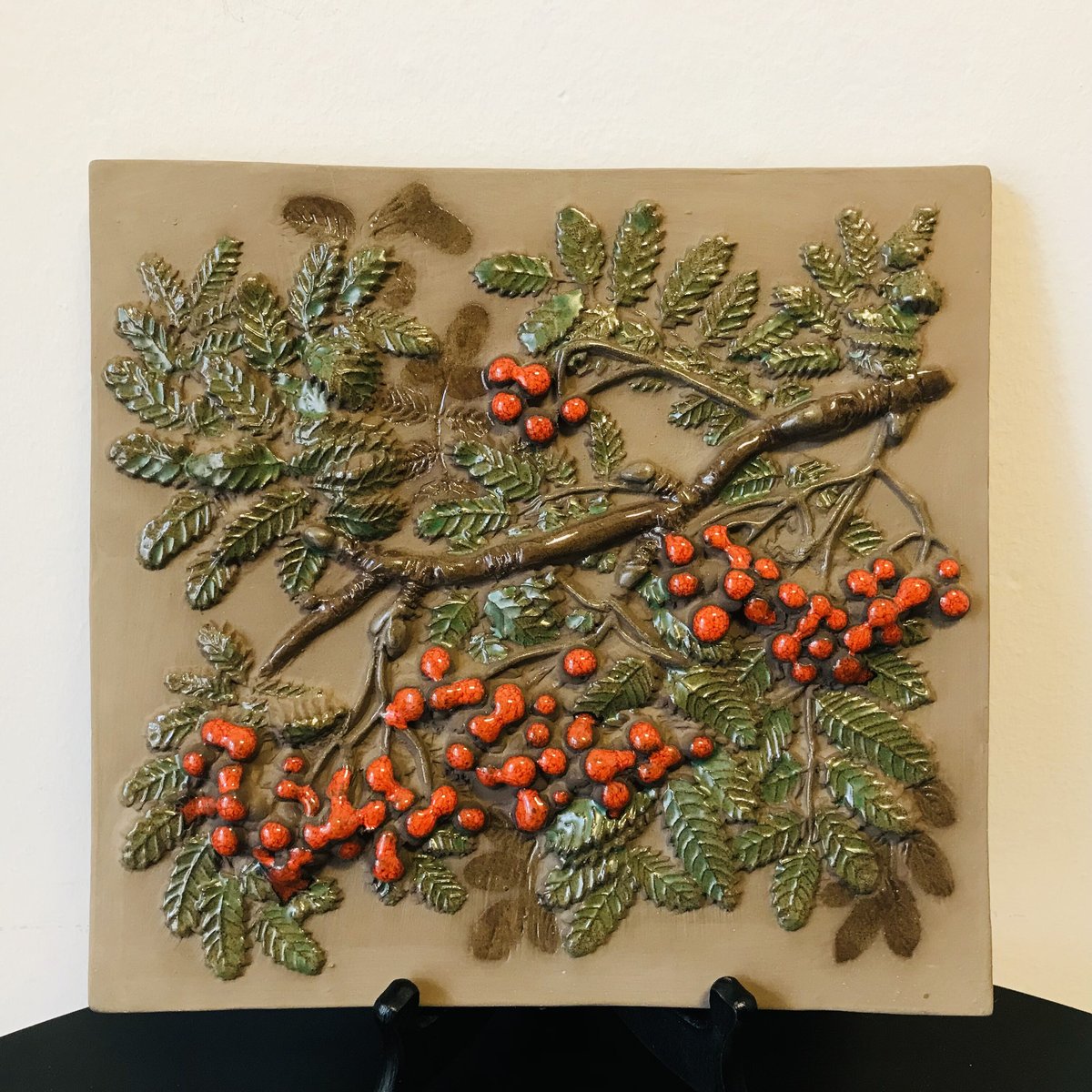 ジィー　アイモ・ニェットボリ ピンクの花の陶板 22cm 1970年代 ジィー アイモ・ニェットボリ ピンクの花の陶板 22cm 1970年代