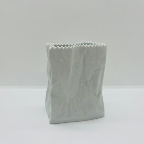 【Tapio Wirkkala】TUTENVASEN　紙袋の花瓶《Rosenthal》