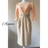 【オレンジベージュ×ベージュ】ストレッチ エリワンピース
