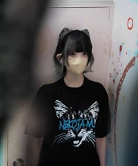 猫田いゔ/コラボTシャツ