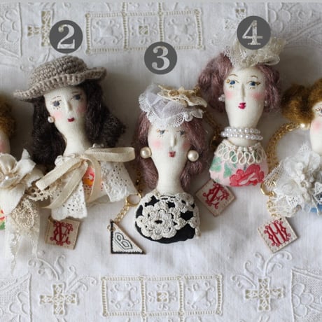 ドールチャーム | STORES