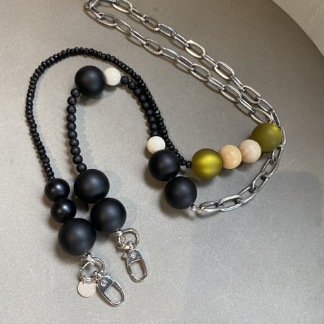 beads strap