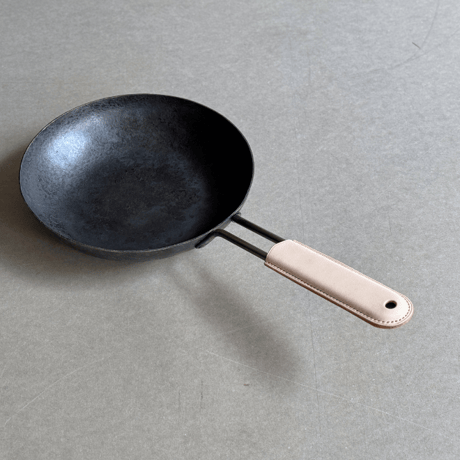 【新品未使用】河原崎貴 鉄製フライパン 28cm 河原崎貴 鉄フライパン 大 鉄製 : ASSEMBLAGE - 通販 - Yahoo!ショッピング