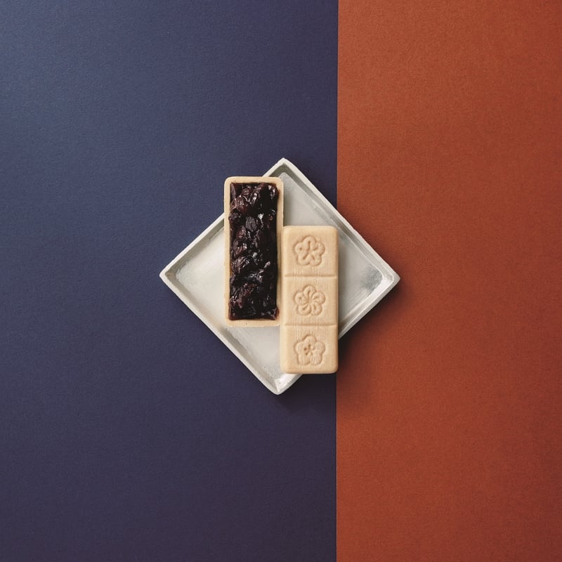 瓦せんべい18枚 × 好日せんべい4種2列 × 咲咲もなか4個（7581-H4