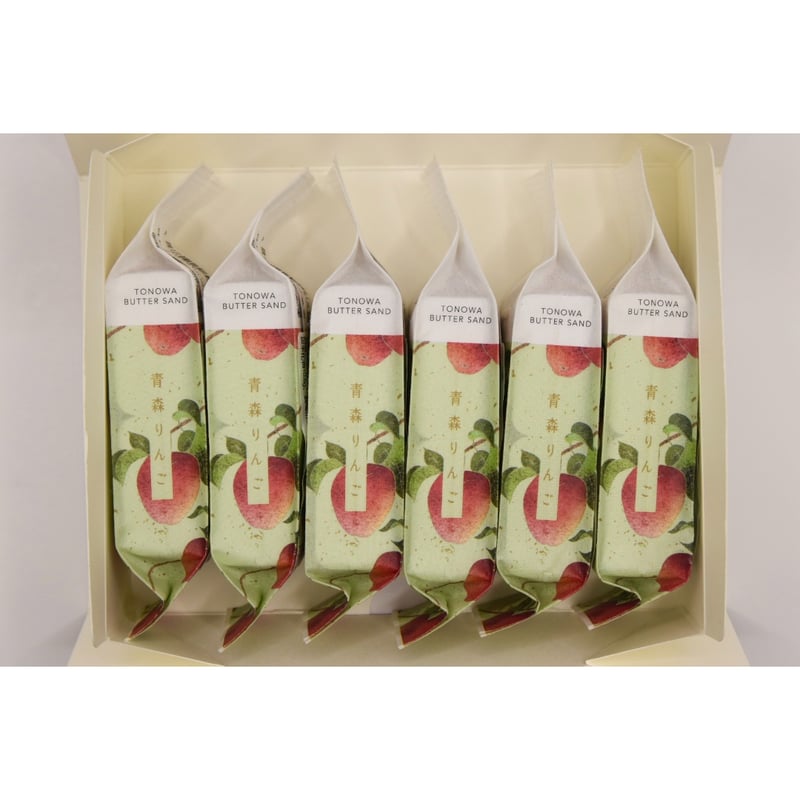 青リンゴ、サンダルウッド 各1本 サボン、コットン 各2本 ヌートレ 4本