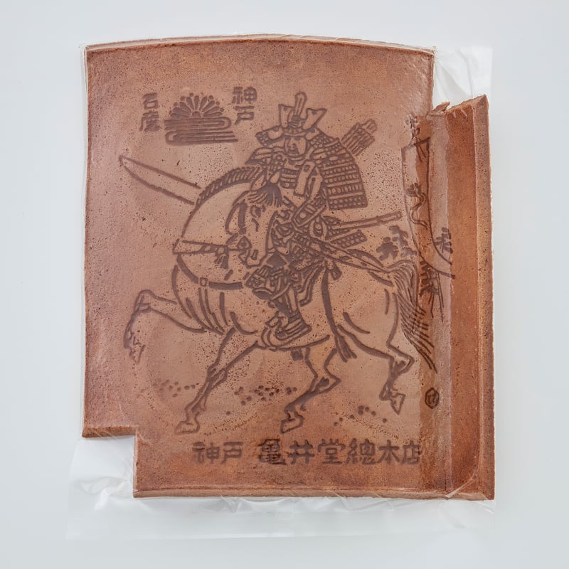 瓦せんべい【特大瓦】1枚入箱 | 亀井堂総本店