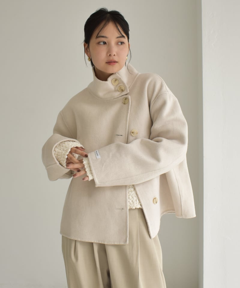 ジャケット・アウター UND FLOWING COLLAR SHORT COAT flowing collar short coat