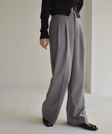 Tuck Slacks Pants bo2000-105