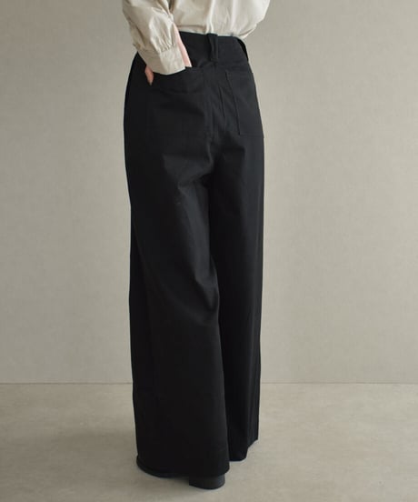 Tuck Wide Pants