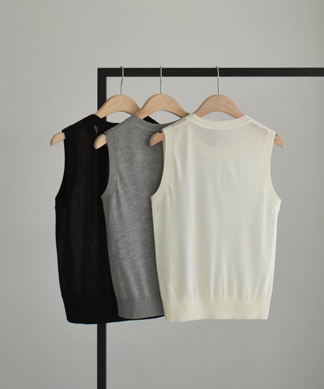 Ensemble Sheer Knit Tops t1911-381
