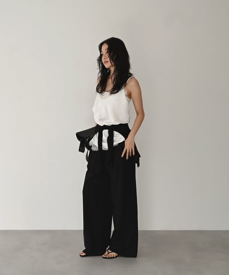 Double Tuck Straight Pants bo2000-192