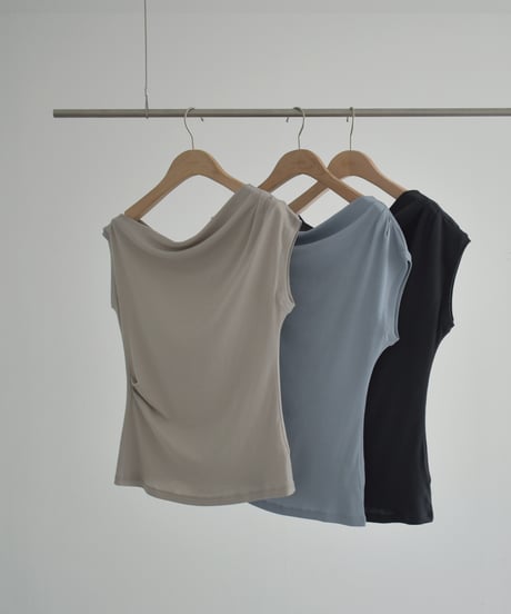 Asymmetry Gather Tops t1911-537