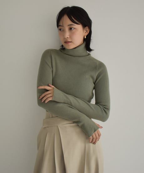 Thumbhole Turtleneck Knit Tops t1911-235