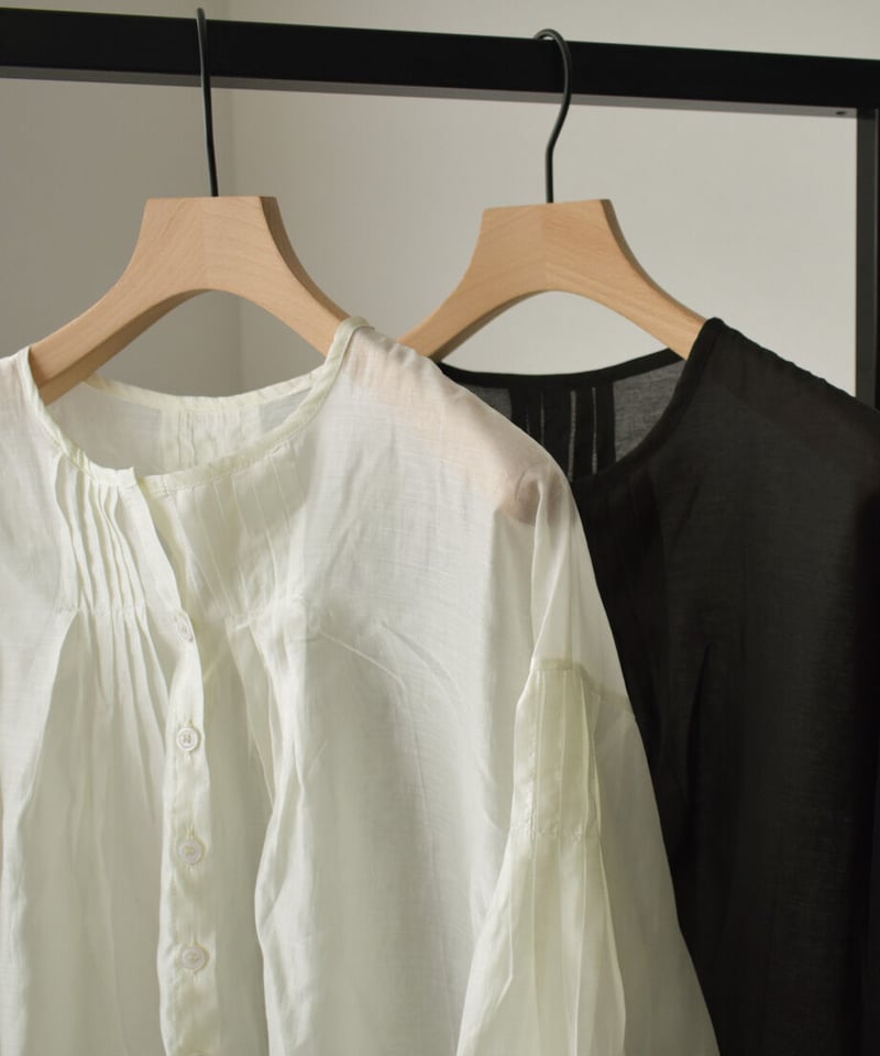 Sheer Tuck Blouse t1911-134 | cizatto