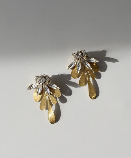 Crystal Leaf Pierce a2020-5