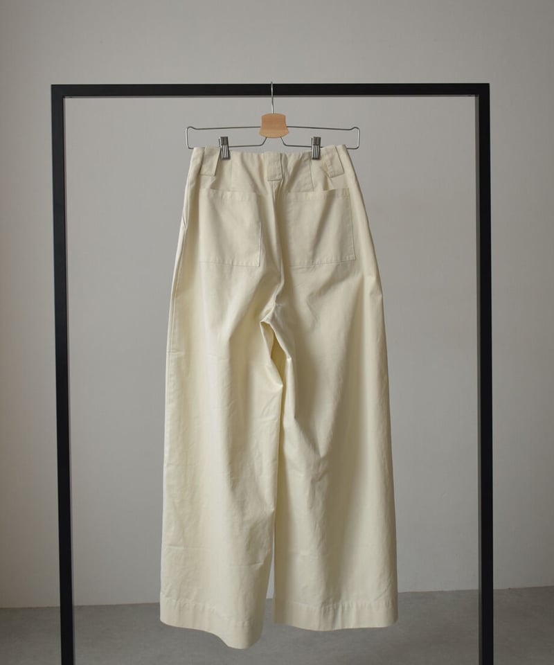 Tuck Wide Pants | cizatto Tuck Wide Pants | cizatto