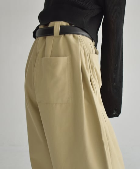 Side Tuck Barrel Pants bo2000-171