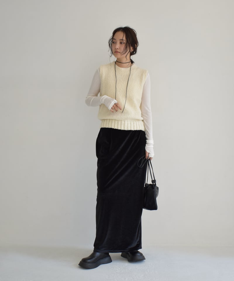 Velor Highwaist Pencil Skirt bo2000-129 | cizatto Velor Highwaist Pencil Skirt bo2000-129 | cizatto