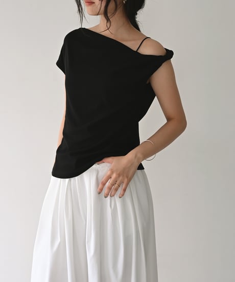 Asymmetry Twist Ahoulder Tops t1911-544