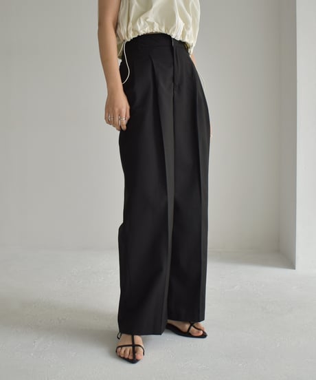 Tuck Slacks Pants bo2000-105