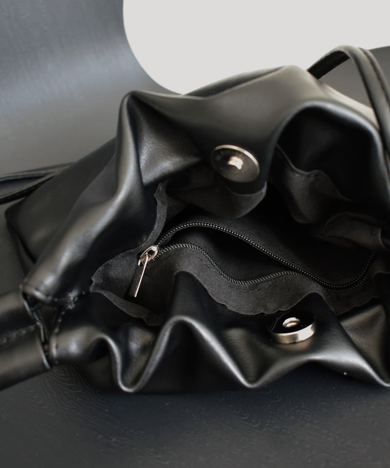 Drawstring Shoulder Bag b1910-36 | cizatto