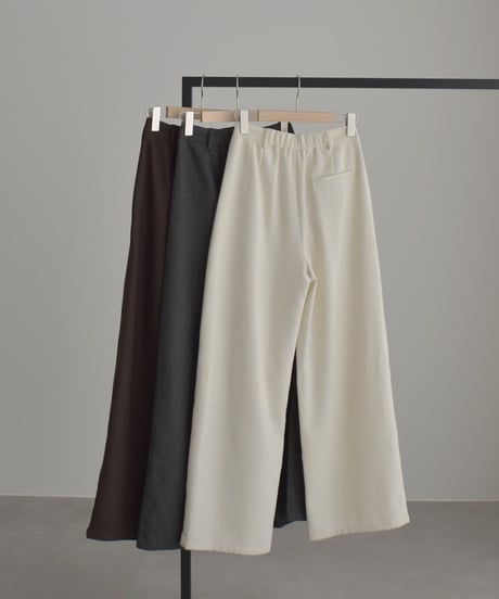 Wool Tuck Wide Pants bo2000-183