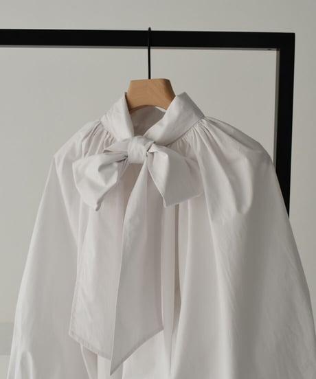 Bowtie Neck Volume Blouse t1911-180
