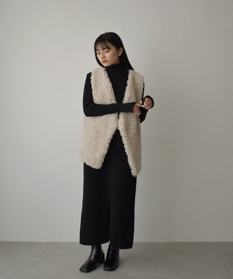 Fingerhole Turtle Neck Knit t1911-155