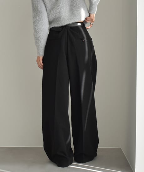 Wool Like Tuck Pants（Black）bo2000-182