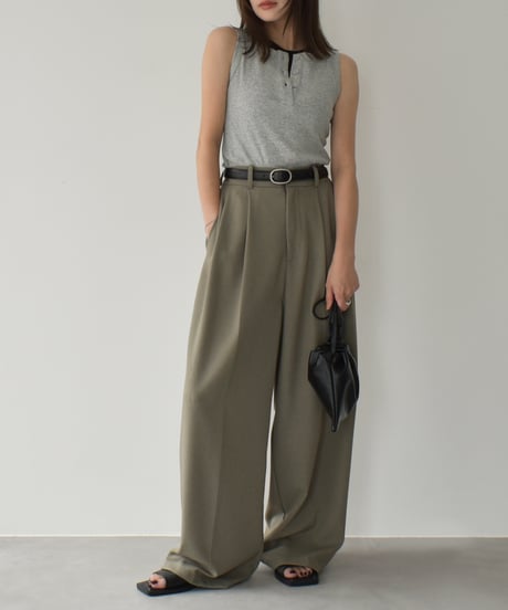 Henry Neck Tank Top t1911-411