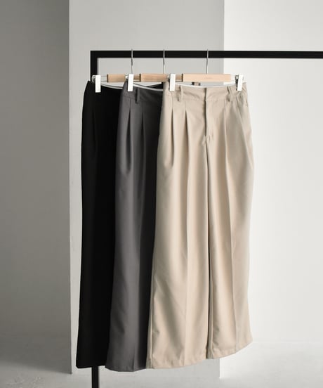 Tuck Slacks Pants bo2000-105