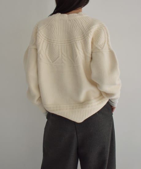 Cable Knit Pullover t1911-341