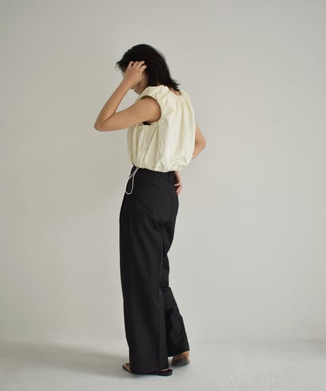 Tuck Slacks Pants bo2000-105