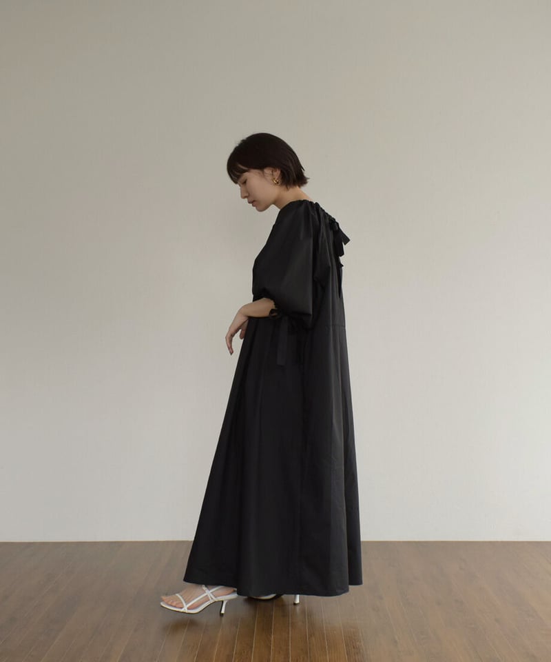 極美品　Max&Co. 近年モデル ワンピース　黒　ウエストリボン　44 ドレス・ワンピース - MAX&Co. | マックス アンド コー公式オンライン