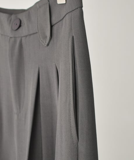 Double Tuck Highwaist Pants bo2000-140