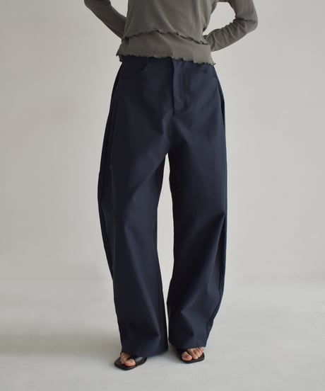 Side Tuck Barrel Pants bo2000-171